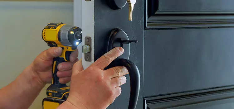 Locksmith Emergency Service Holladay