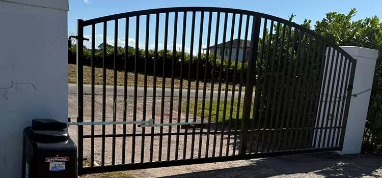 Driveway Fence Repair Holladay